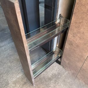 سوپر جا بطری زیر صفحه استیل و شیشه دو طبقه ریل از کف یونیت عرض 150mm
